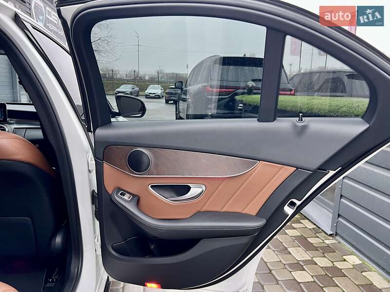Седан Mercedes-Benz C-Class 2018 в Киеве фото 38 Седан Mercedes-Benz C-Class 2018 в Киеве