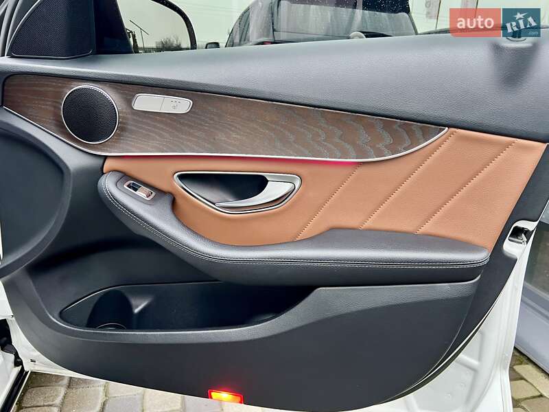 Седан Mercedes-Benz C-Class 2018 в Киеве фото 43 Седан Mercedes-Benz C-Class 2018 в Киеве