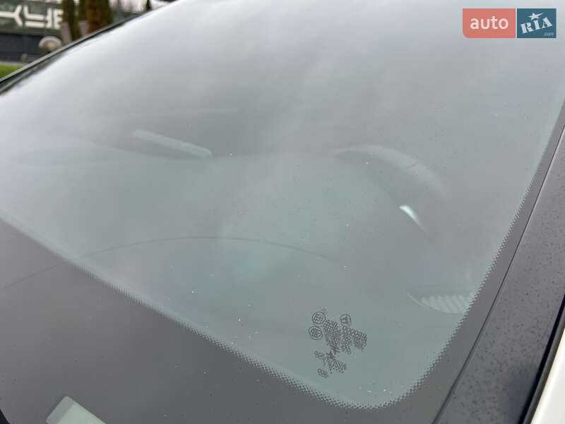 Седан Mercedes-Benz C-Class 2018 в Киеве фото 72 Седан Mercedes-Benz C-Class 2018 в Киеве