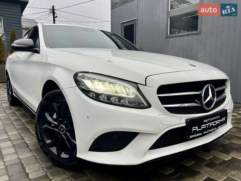Седан Mercedes-Benz C-Class 2018 в Киеве фото 76 Седан Mercedes-Benz C-Class 2018 в Киеве