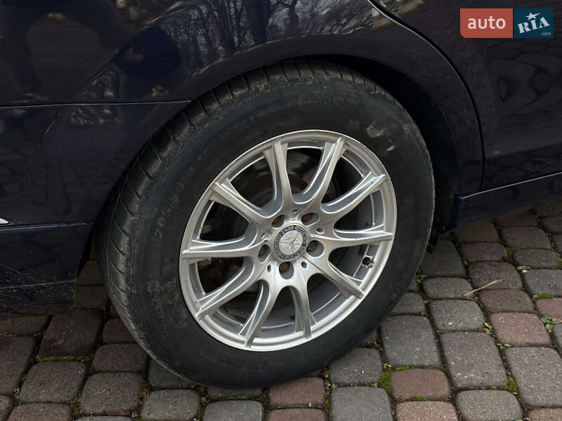 Седан Mercedes-Benz C-Class 2010 в Тячеве