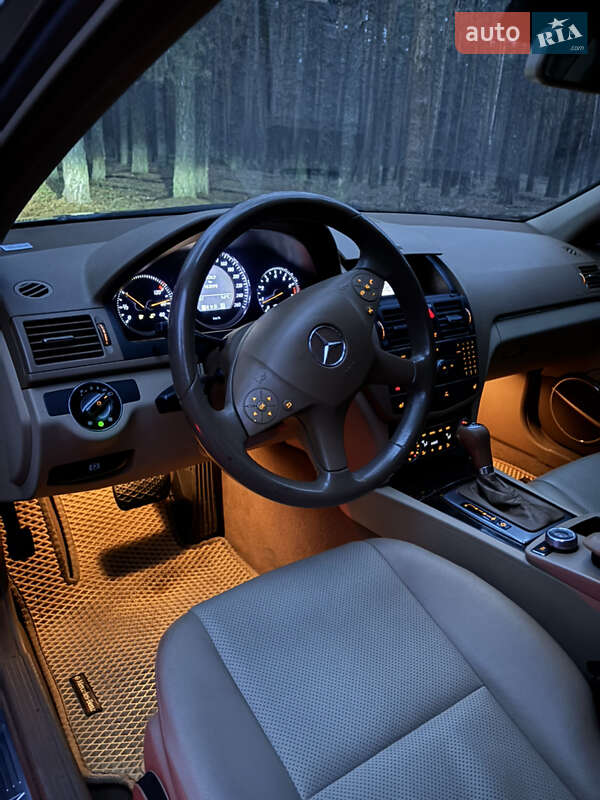 Седан Mercedes-Benz C-Class 2007 в Полтаві
