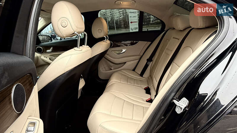 Седан Mercedes-Benz C-Class 2015 в Запоріжжі фото 22 Седан Mercedes-Benz C-Class 2015 в Запоріжжі