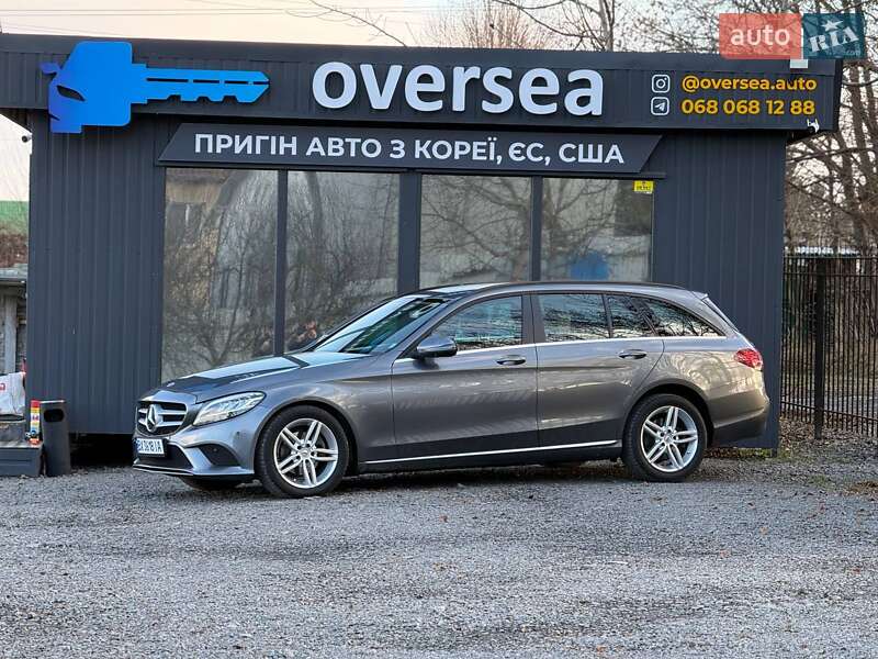 Mercedes-Benz C-Class 2019