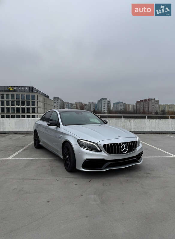 Mercedes-Benz C-Class 2020