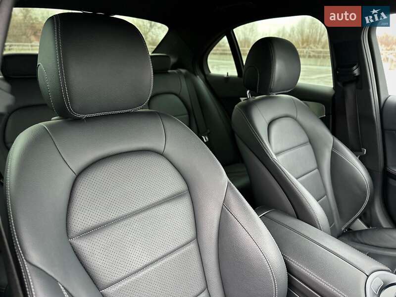 Седан Mercedes-Benz C-Class 2017 в Киеве фото 28 Седан Mercedes-Benz C-Class 2017 в Киеве