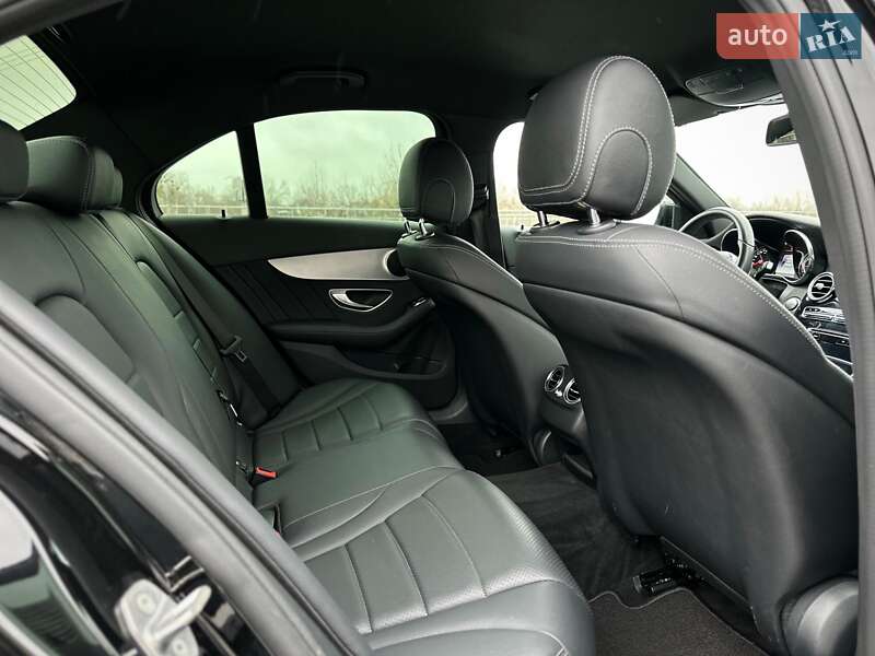 Седан Mercedes-Benz C-Class 2017 в Киеве фото 65 Седан Mercedes-Benz C-Class 2017 в Киеве