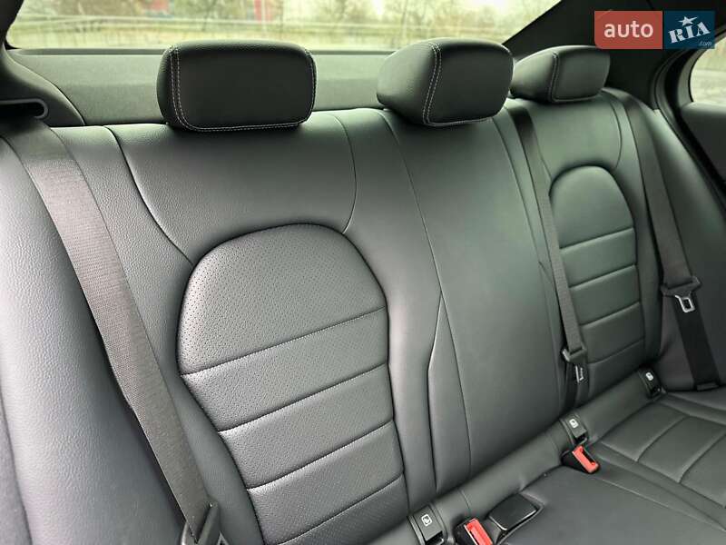 Седан Mercedes-Benz C-Class 2017 в Киеве фото 66 Седан Mercedes-Benz C-Class 2017 в Киеве