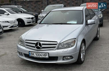 Седан Mercedes-Benz C-Class 2008 в Ровно
