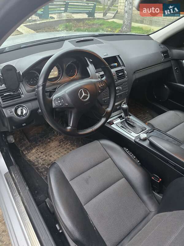 Универсал Mercedes-Benz C-Class 2009 в Новоднестровске фото 9 Универсал Mercedes-Benz C-Class 2009 в Новоднестровске