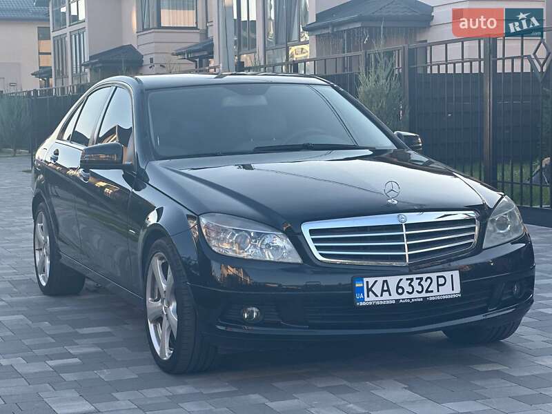 Седан Mercedes-Benz C-Class 2010 в Киеве