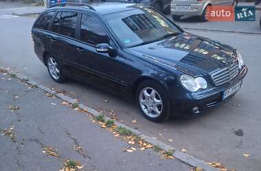 Універсал Mercedes-Benz C-Class 2004 в Кам'янець-Подільському