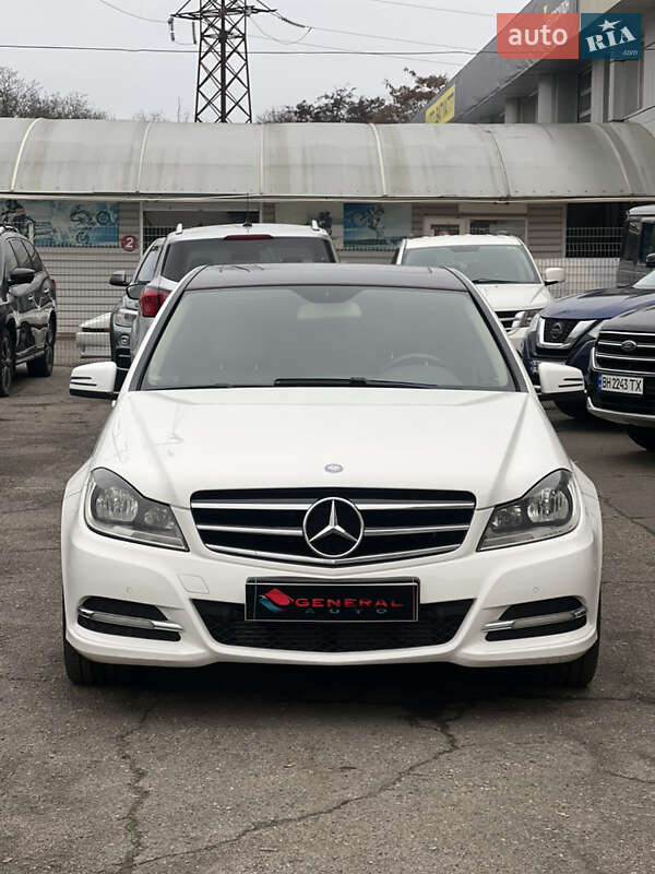 Седан Mercedes-Benz C-Class 2013 в Одесі фото 6 Седан Mercedes-Benz C-Class 2013 в Одесі
