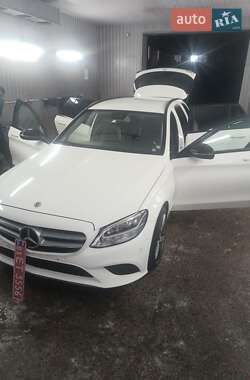 Універсал Mercedes-Benz C-Class 2018 в Житомирі