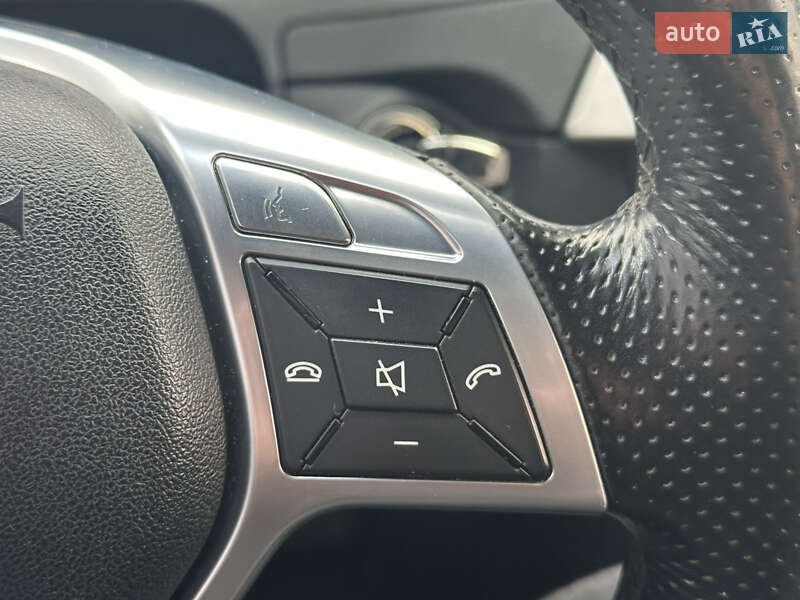 Седан Mercedes-Benz C-Class 2011 в Киеве