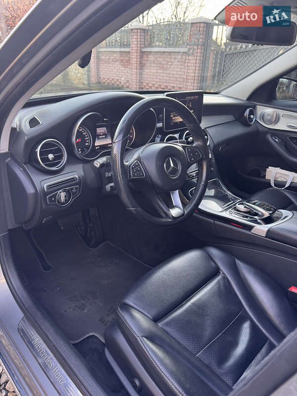 Седан Mercedes-Benz C-Class 2015 в Коломые