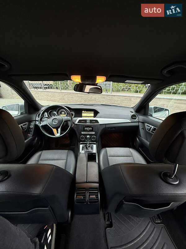 Седан Mercedes-Benz C-Class 2012 в Одессе фото 17 Седан Mercedes-Benz C-Class 2012 в Одессе