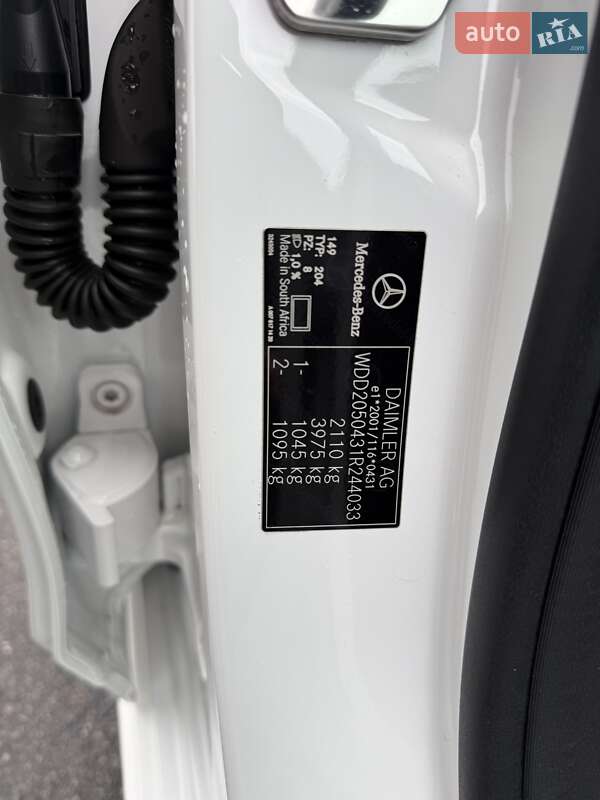 Седан Mercedes-Benz C-Class 2016 в Днепре фото 34 Седан Mercedes-Benz C-Class 2016 в Днепре