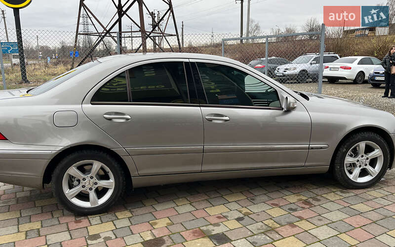Седан Mercedes-Benz C-Class 2003 в Стрые