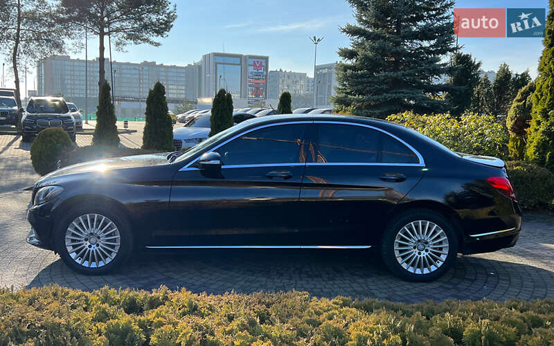 Седан Mercedes-Benz C-Class 2015 в Львове