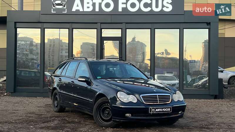 Mercedes-Benz C-Class 2004 Mercedes-Benz C-Class 2004