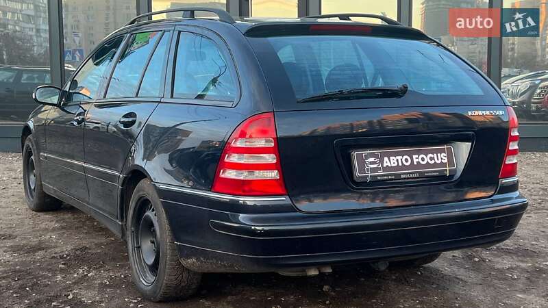 Универсал Mercedes-Benz C-Class 2004 в Киеве
