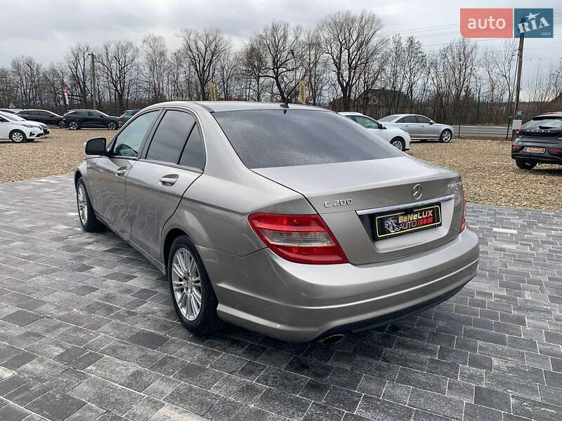 Седан Mercedes-Benz C-Class 2007 в Коломые