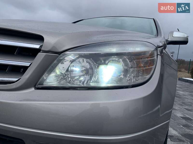 Седан Mercedes-Benz C-Class 2007 в Коломые