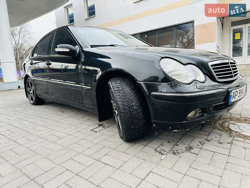 Mercedes-Benz C-Class 2000 Mercedes-Benz C-Class 2000