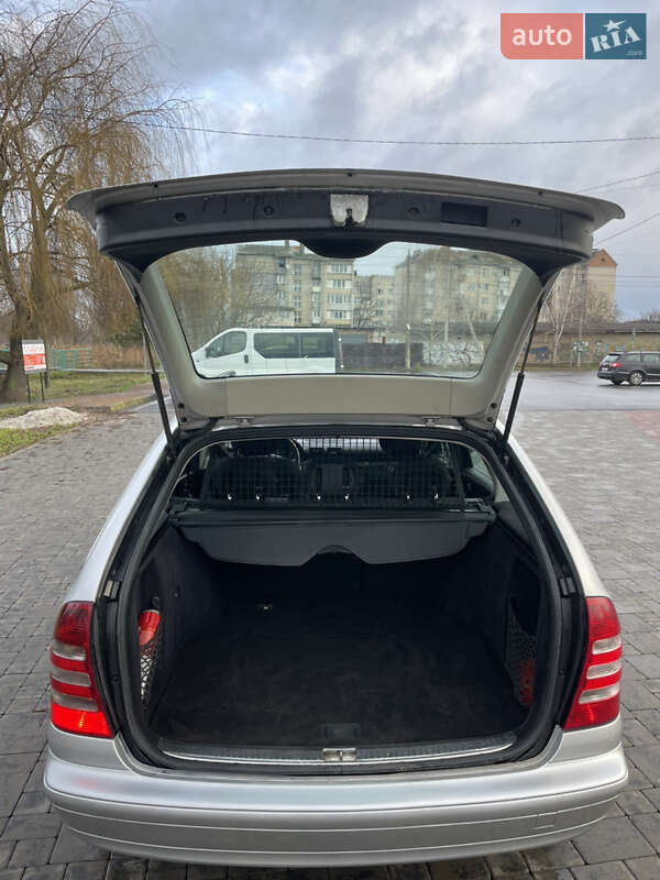 Универсал Mercedes-Benz C-Class 2004 в Здолбунове фото 8 Универсал Mercedes-Benz C-Class 2004 в Здолбунове