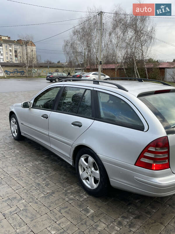Универсал Mercedes-Benz C-Class 2004 в Здолбунове фото 7 Универсал Mercedes-Benz C-Class 2004 в Здолбунове