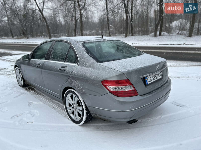 Седан Mercedes-Benz C-Class 2010 в Черкассах фото 8 Седан Mercedes-Benz C-Class 2010 в Черкассах