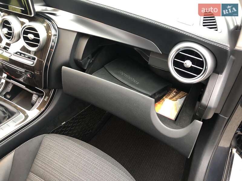 Седан Mercedes-Benz C-Class 2014 в Киеве