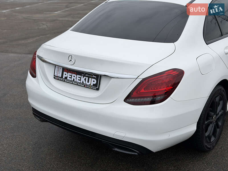Седан Mercedes-Benz C-Class 2018 в Киеве фото 8 Седан Mercedes-Benz C-Class 2018 в Киеве