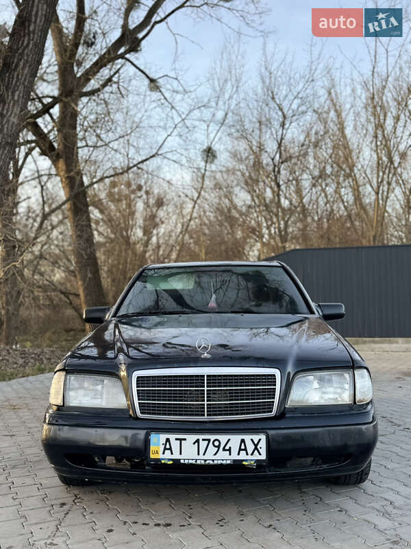 Седан Mercedes-Benz C-Class 1994 в Черновцах фото 9 Седан Mercedes-Benz C-Class 1994 в Черновцах