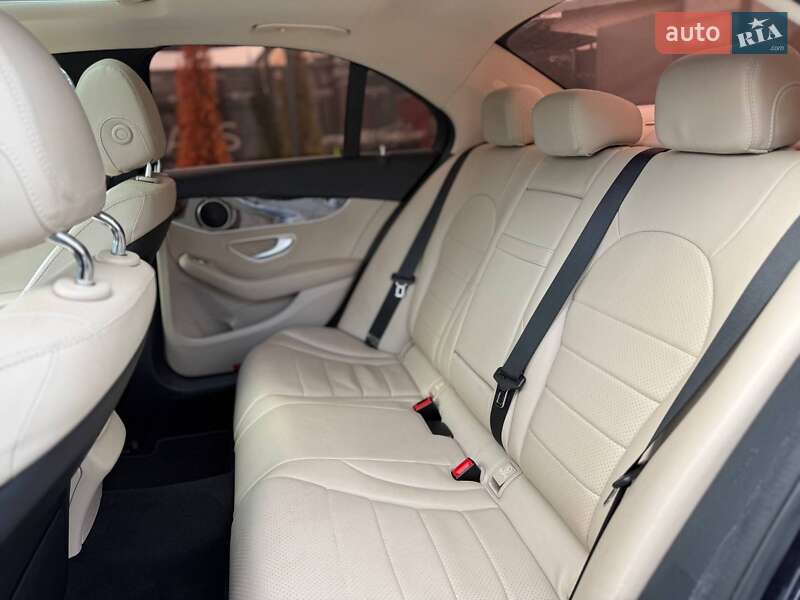 Седан Mercedes-Benz C-Class 2018 в Киеве