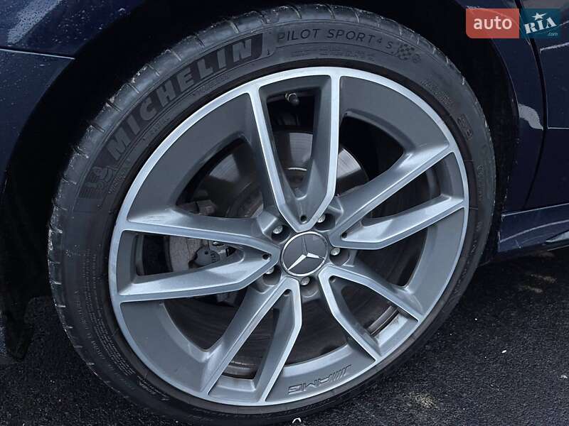 Седан Mercedes-Benz C-Class 2019 в Киеве