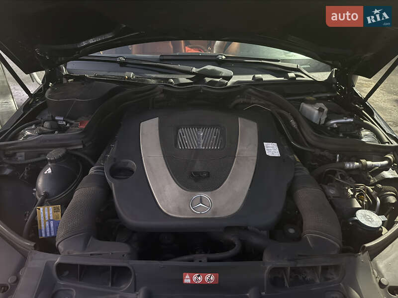 Седан Mercedes-Benz C-Class 2007 в Киеве