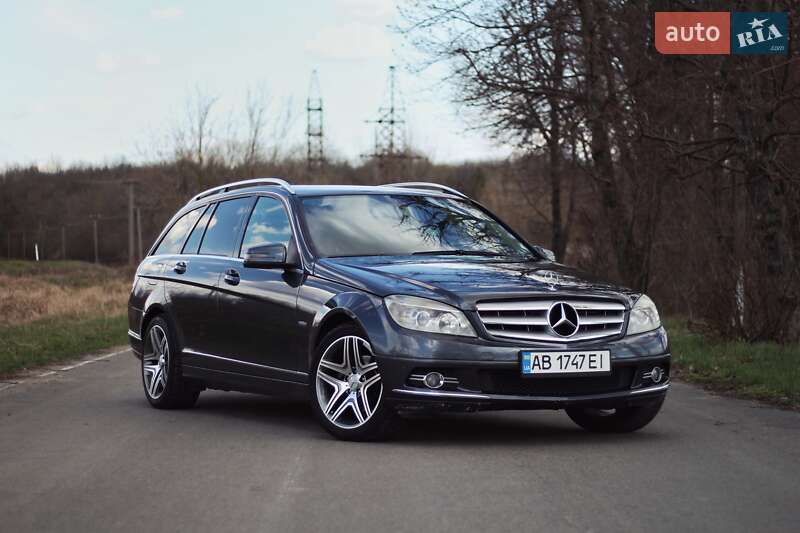 Mercedes-Benz C-Class 2010 Mercedes-Benz C-Class 2010