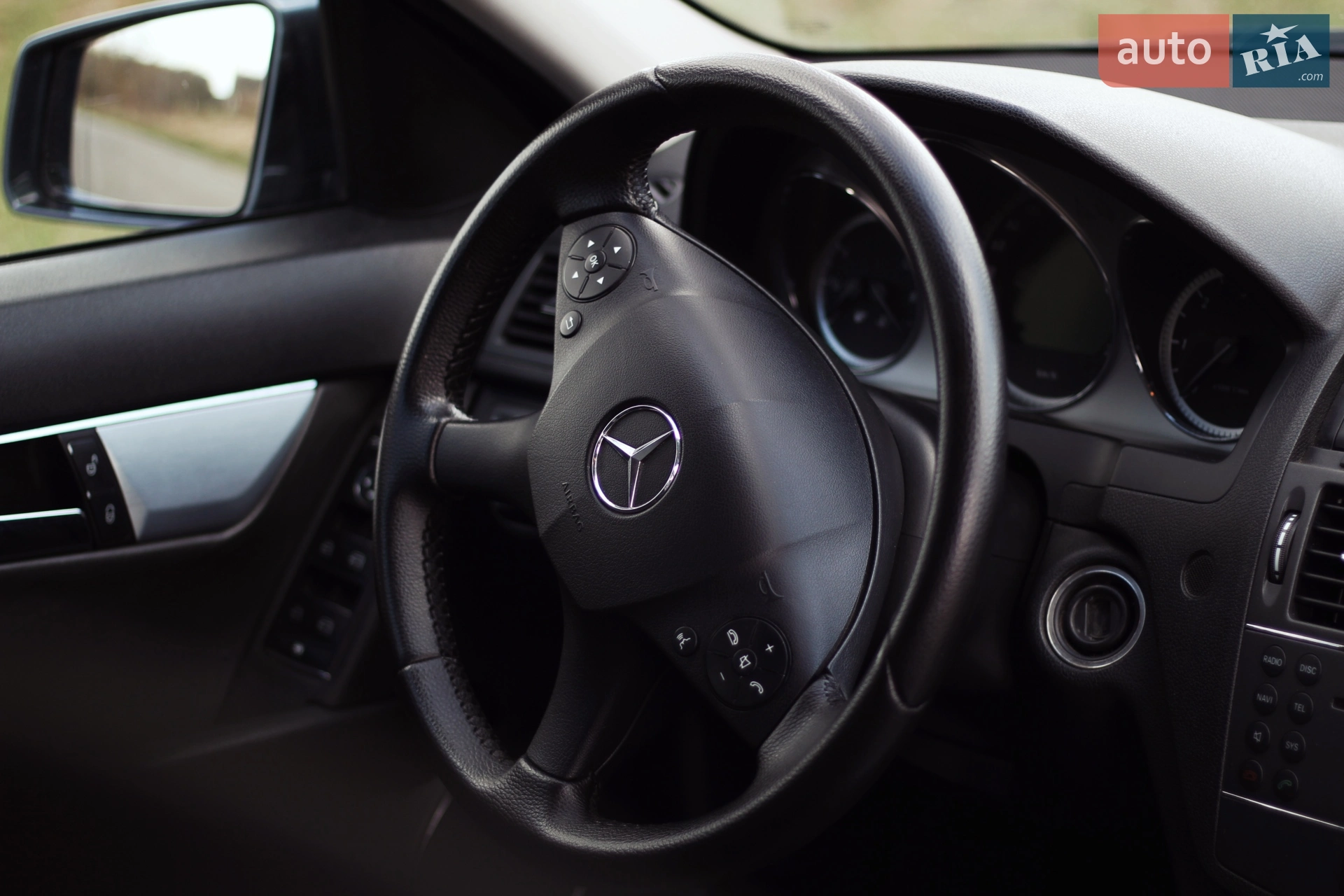 2010 Mercedes-Benz C-klasse - мініатюра 40