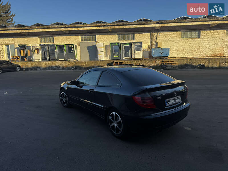 Купе Mercedes-Benz C-Class 2003 в Львове