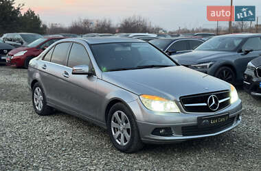 Седан Mercedes-Benz C-Class 2010 в Івано-Франківську