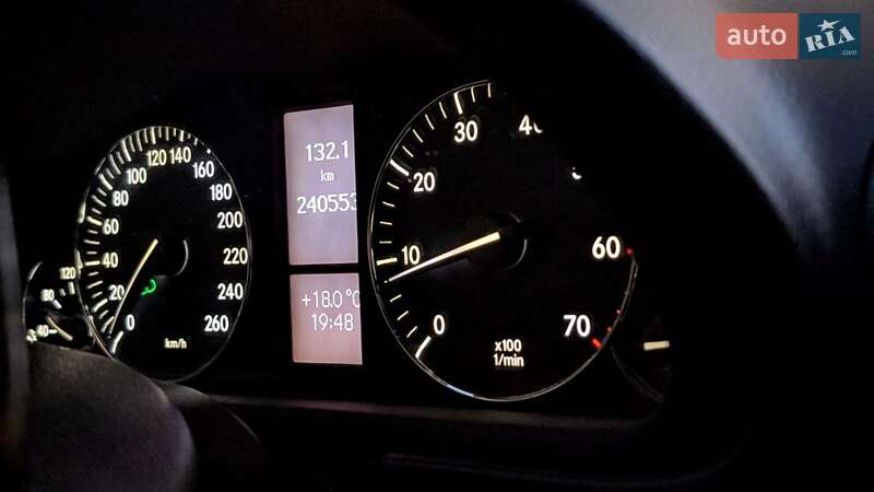 Седан Mercedes-Benz C-Class 2004 в Тернополе