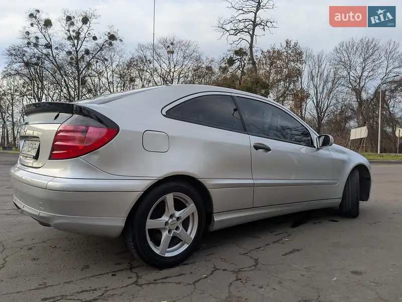 Mercedes-Benz C-Class 2001 VIN WDB2030041F119785 фото оголошення 16 з 49
