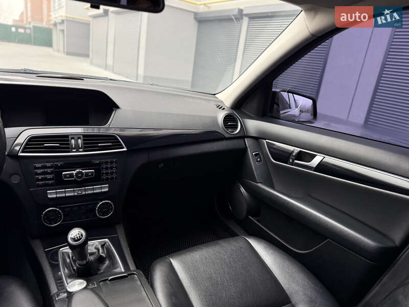 Универсал Mercedes-Benz C-Class 2012 в Хмельницком