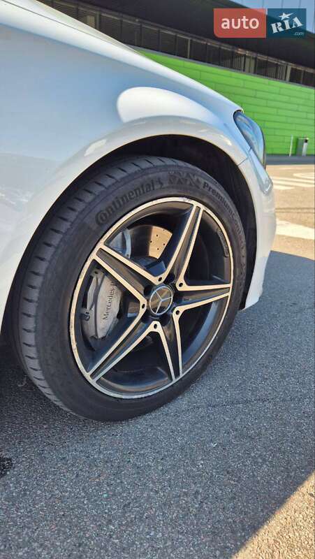 Седан Mercedes-Benz C-Class 2015 в Киеве