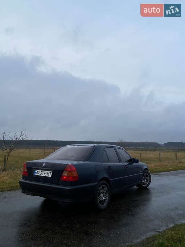 Седан Mercedes-Benz C-Class 1994 в Шептицькому