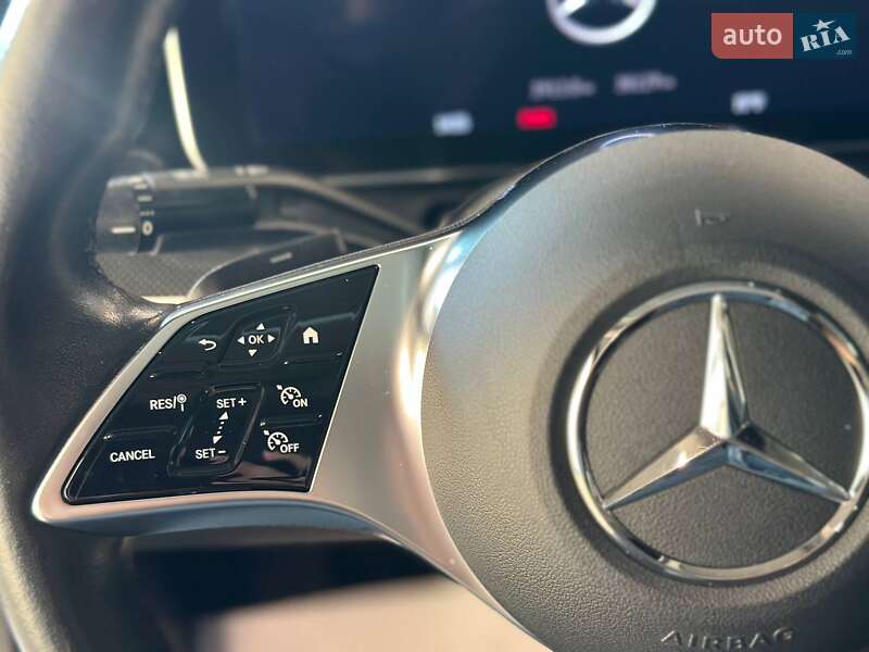 Седан Mercedes-Benz C-Class 2021 в Львове