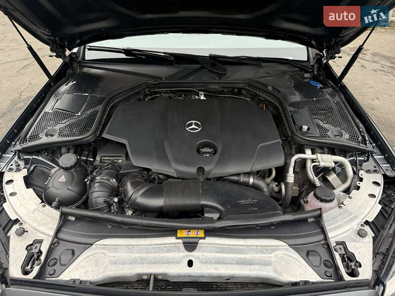 Седан Mercedes-Benz C-Class 2017 в Києві фото 9 Седан Mercedes-Benz C-Class 2017 в Києві