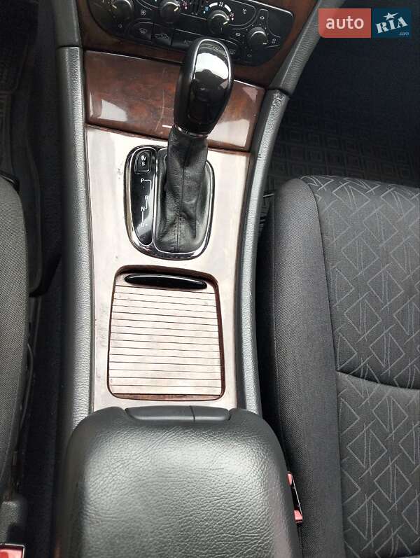 Седан Mercedes-Benz C-Class 2001 в Бердичеві